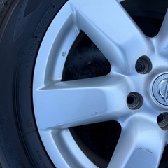 ニサン自動車用アルミホイールタイヤの画像