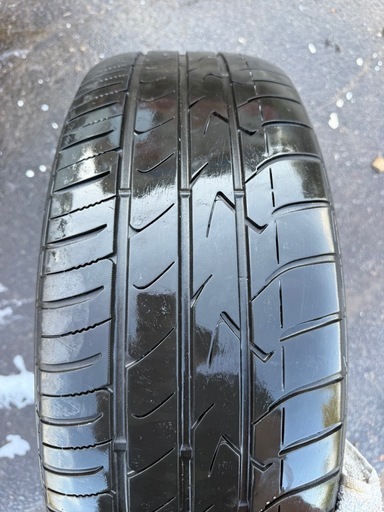 ニサン自動車用アルミホイールタイヤ
