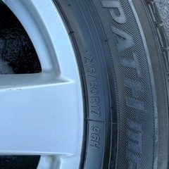 ニサン自動車用アルミホイールタイヤの画像