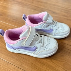 子供靴の画像