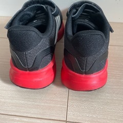 値下げ 美品 adidas スニーカー キッズの画像