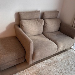 ニトリ　ソファ　オットマン付き二人用の画像