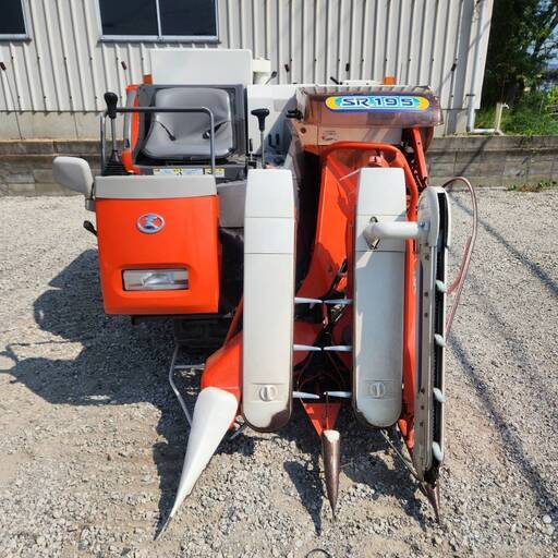 (香川) SR195J-HDW クボタ コンバイン 使用時間382h ◎19馬力◎2条刈り◎吐出口4箇所◎デバイダー◎袋取り