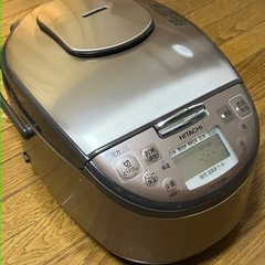 日立IH炊飯ジャー　RZ-VG10M 5合炊き
の画像