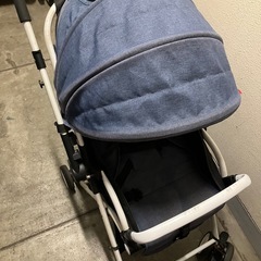 ベビーカー（雨カバーつき）の画像