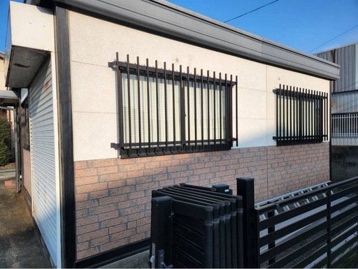 プレハブ事務所兼倉庫