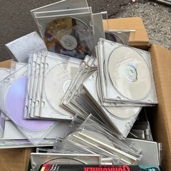 DVD大量　ビデオも引き取り可能な方連絡下さいの画像