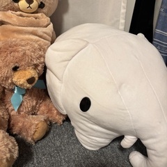 くま、象ぬいぐるみたくさんの画像