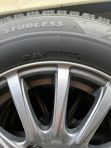 スタッドレスタイヤ　ブリザック  ホイールセット185/70/R14 