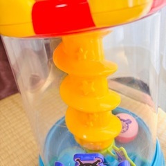アンパンマン NEW! にぎって! おとして! 光るくるコロタワーの画像