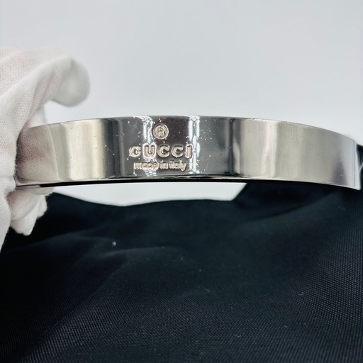 GUCCI ワンショルダーバッグ ナイロン 黒 ロゴ金具　グッチ　メタルハンドル