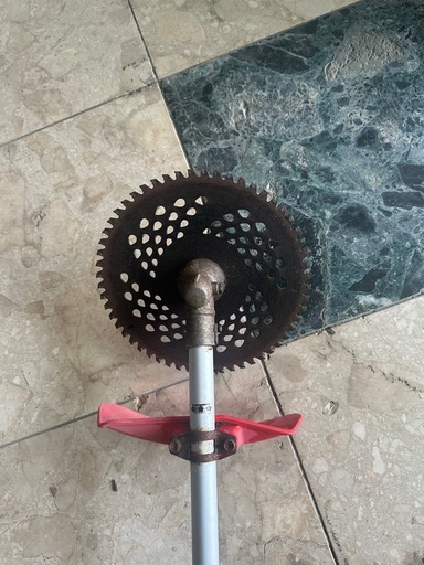 マキタ草払機