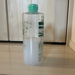 化粧水の画像