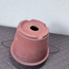 テラコッタ　植木鉢　高さ15×直径12ほどの画像