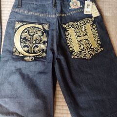貴重なズボンの画像