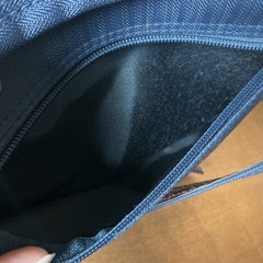 ショルダーバッグ👜POLOLEA GUEカバンポーチバッグオシャレ🍀刺繍付きロゴクラッチバッグ少し汚れアリ💦紺色の画像