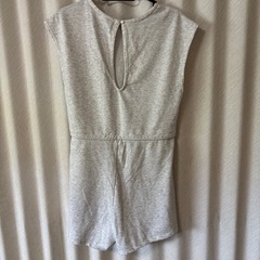 Ｈ＆Ｍ  グレー Mサイズ オールインワン ノースリーブ パンツの画像