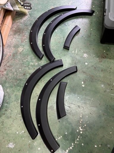 ハイエース オーバーフェンダー