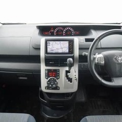 【自社ローン検討】トヨタ　ヴォクシー　片側電動スライドドア　バックカメラ　ETCの画像