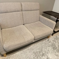 セミダブルベッド＋ソファの画像