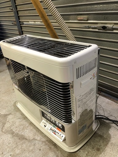 北海道旭川市直接取引歓迎 CORONA コロナ 密閉式石油ストーブ UH-F7023PK 2023年製 通電点火確認済 床暖房用 木造