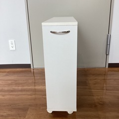 収納ラック【町田市再生家具】　0918 キャスター付きの画像
