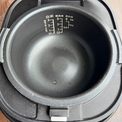 Sharp 2019年製 炊飯器 KS-CF05B-Bの画像