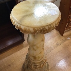 【トレファク神戸新長田店 買取/販売】取りに来られる方限定！花台のご紹介ですの画像