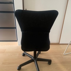 デスクチェアーの画像