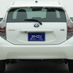 トヨタ　アクア　　アウトレット車！！の画像