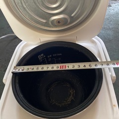 炊飯器の画像
