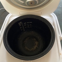 炊飯器の画像