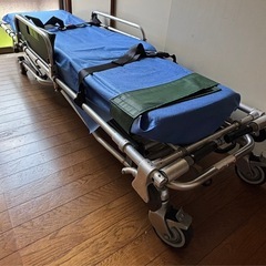 FERNO ストレッチャー　
　の画像