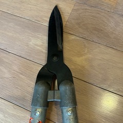剪定バサミの画像