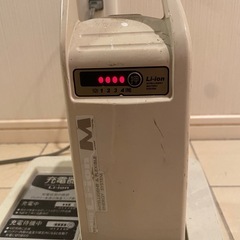 バッテリーと充電器セット　YAMAHA PAS  Littel More使用の画像