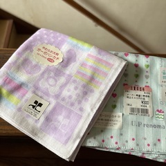 ハンカチ　新品3点➕１枚の画像