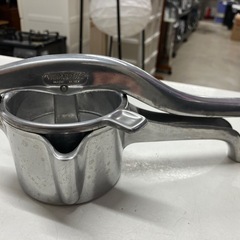 W2509-365 vitam press2 手動ジューサー キズ 汚れありの画像