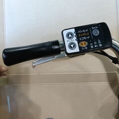 ​数ある商品の中から ご覧いただき、ありがとうございます。 ​今回出品するのは、屋内で大切に保管していた電動アシスト自転車す。 ​走行距離が少なく、バッテリーや車体も良好な状態を保っています。全体的にきれいなので、まだまだ長くお使いいただけます。の画像