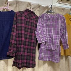 レディース　ブラウス　サイズMの画像