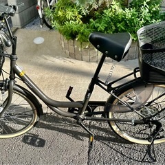自転車ブラック6段ギア付き　24インチの画像