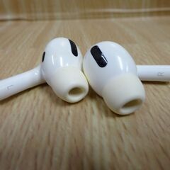 (MM-612)Apple AirPods Pro 第1世代 A2083 A2084 充電ケース A2190 中古の画像