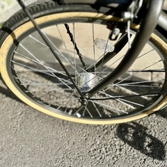 自転車ブラック6段ギア付き　24インチの画像