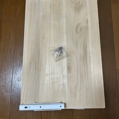 折りたたみ式壁掛け式デスク！60×40の画像