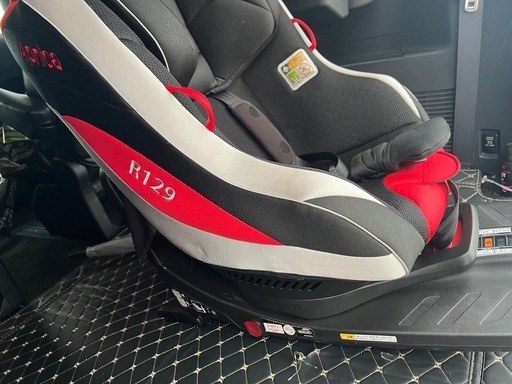 Aprica チャイルドシート R129