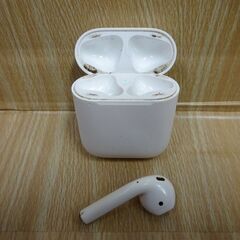 (MM-621)Apple AirPods 第1世代 A1602 ワイヤレスイヤホン 片耳のみ 中古の画像