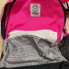 ヴィクトリアシークレット　PINK リュック　ボストンの画像