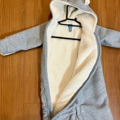 GAP ロンパース　カバーオール　冬用　アウターの画像