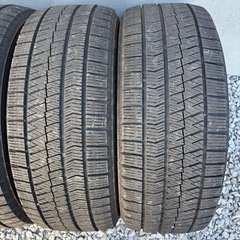 205/55/16冬VRX2の画像