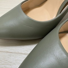 guのパンプスの画像