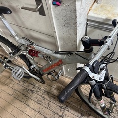 MONGOOSE PRO NX 8-3 フルサス　マウンテンバイク  の画像